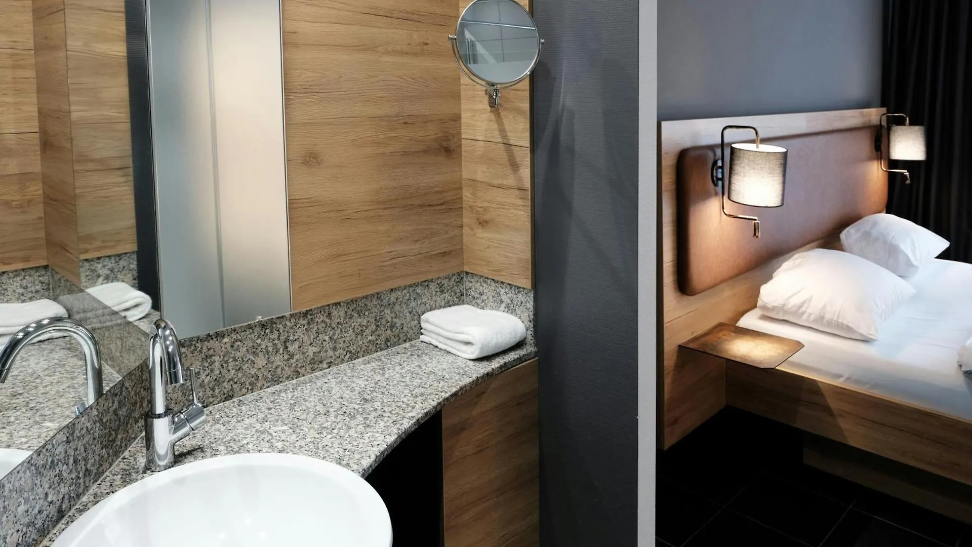 Hotel Four Ratingen Dusseldorf Airport 4*,  Deutschland