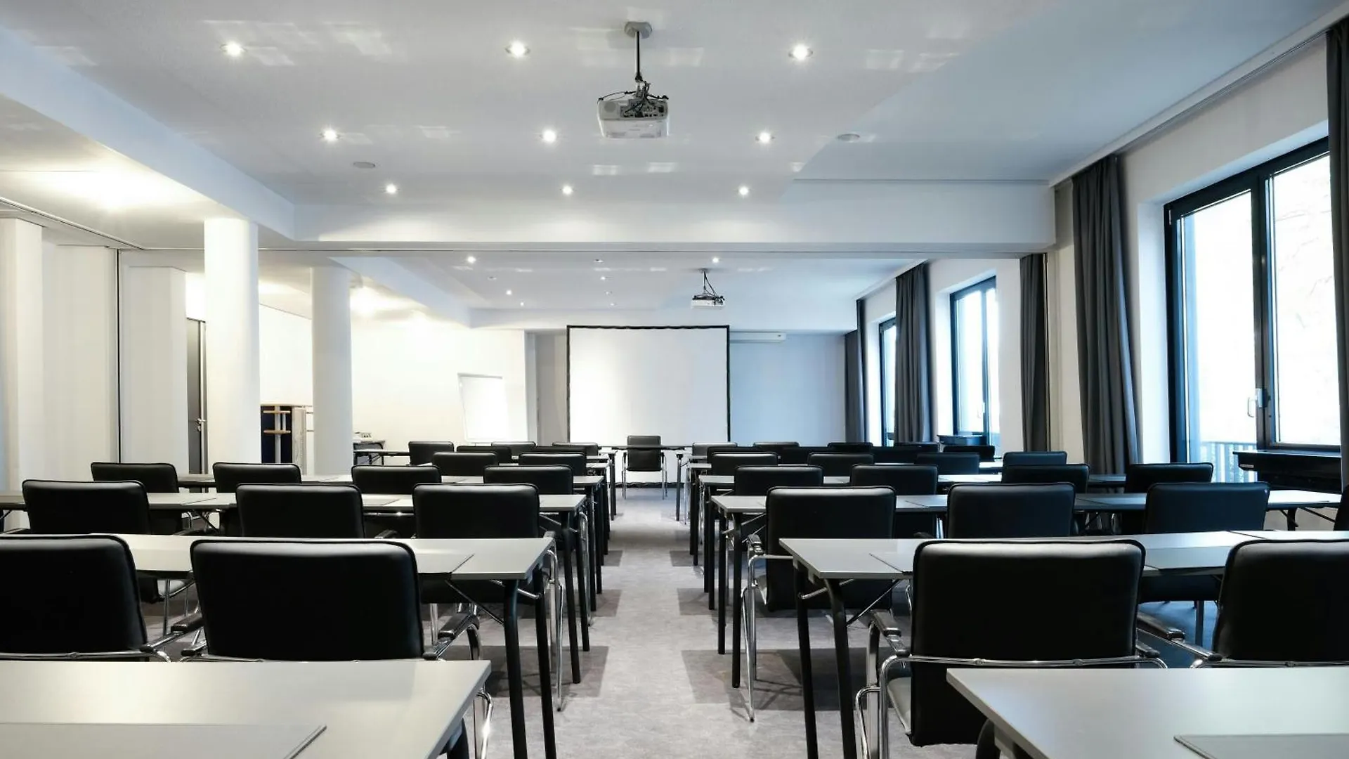 Four Ratingen Dusseldorf Airport Hotel