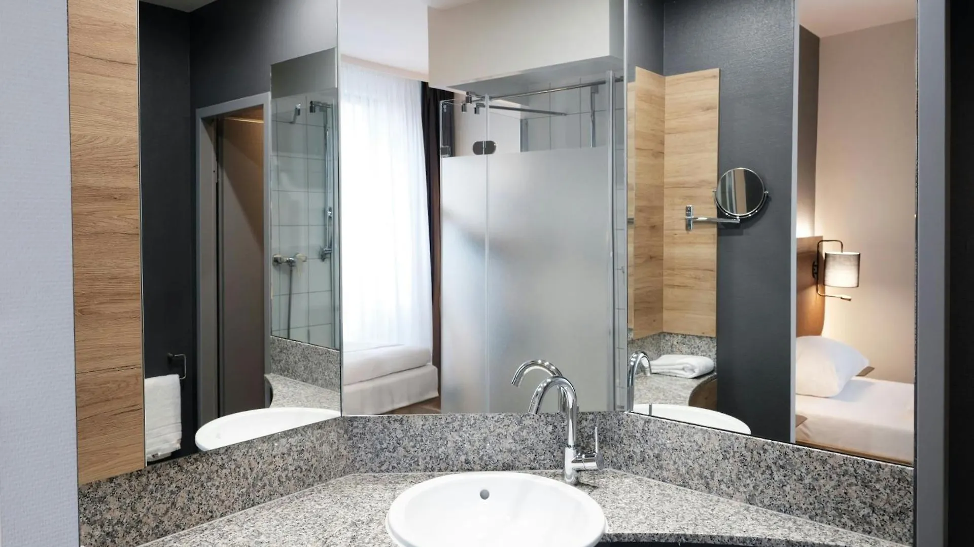 Four Ratingen Dusseldorf Airport Hotel