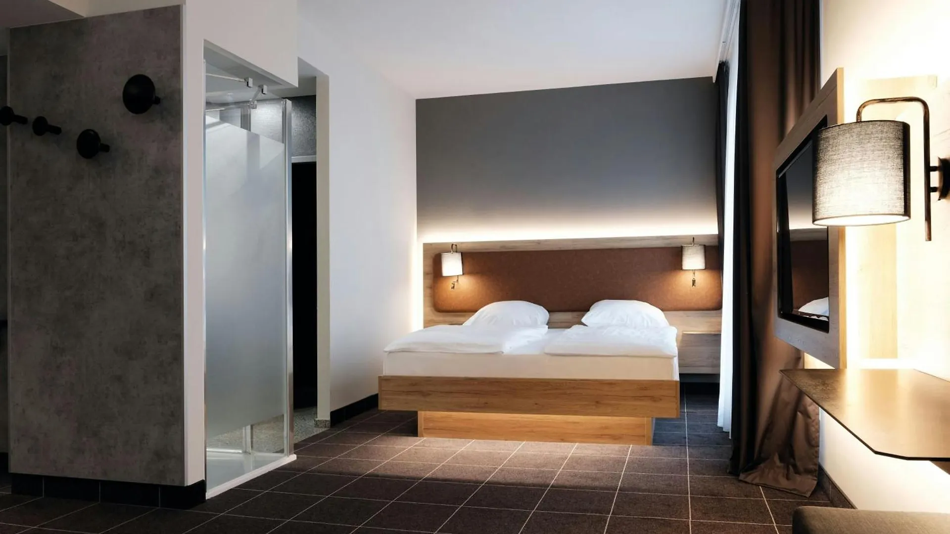 ****  Four Ratingen Dusseldorf Airport Hotel Germany